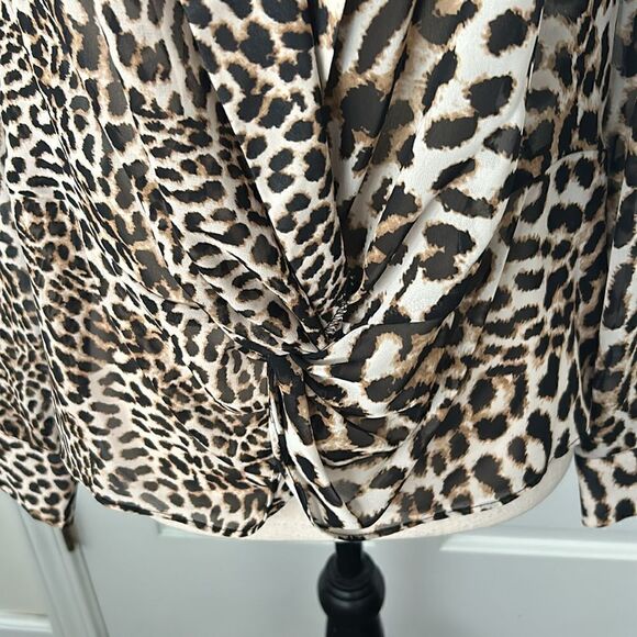I-N-C LEOPARD PRINT KNOT FRONT PULLOVER BLOUSE - Picture 5 of 10
